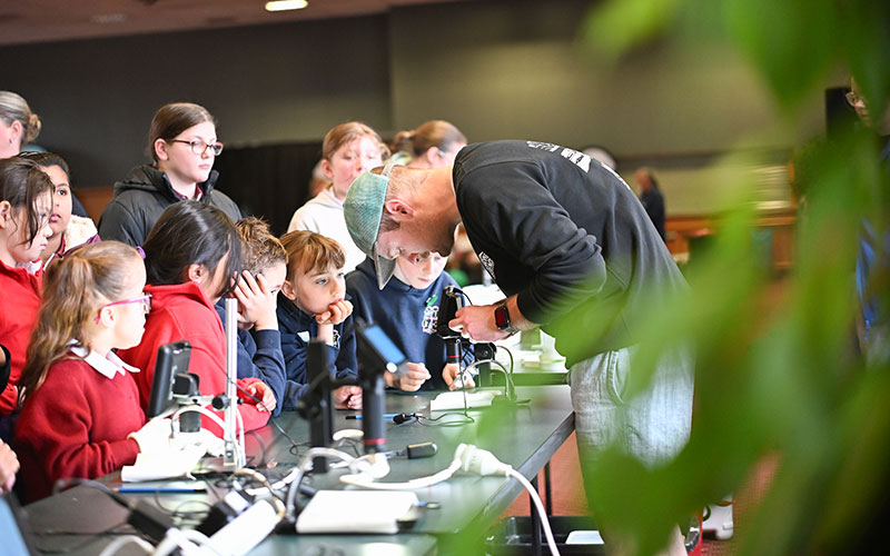 Tamariki at the waste reduction workshop in Invercargill.